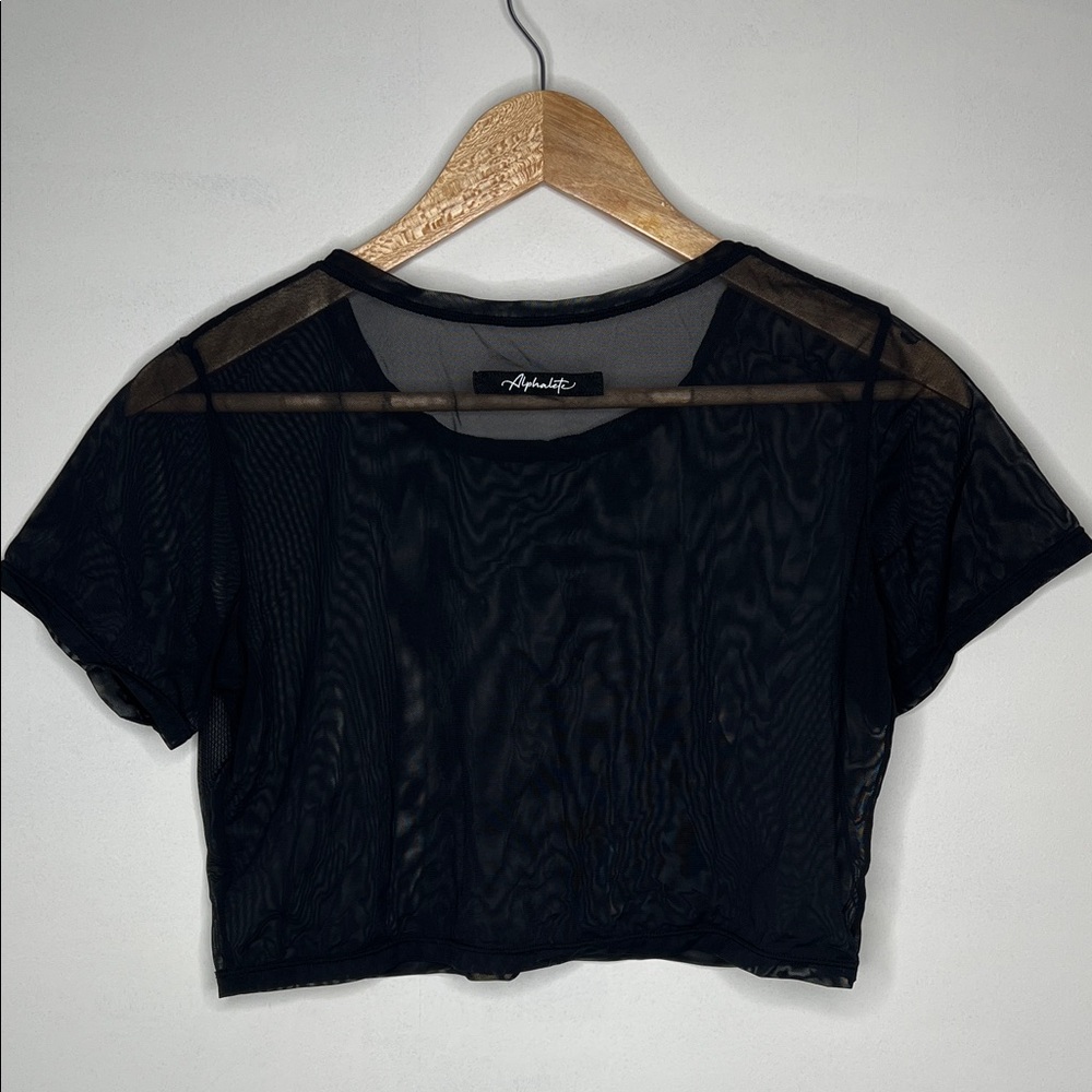 Alphalete Mesh Crop Top